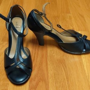 Softshoe by Medicus heels